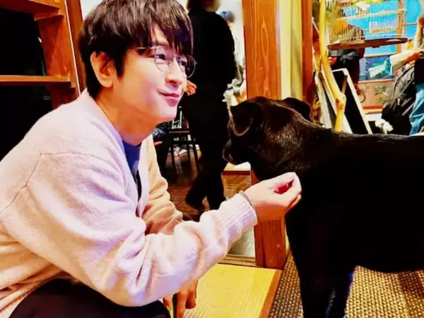 【女性限定】手が美しいと思う50代男性俳優ランキング！ 2位「及川光博」、1位は？【2026年調査】