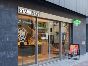 「待ってましたピーチの季節！」スタバ、桃の新ドリンク発売！ 「元スタバ店員として絶対飲みたいヤツ」