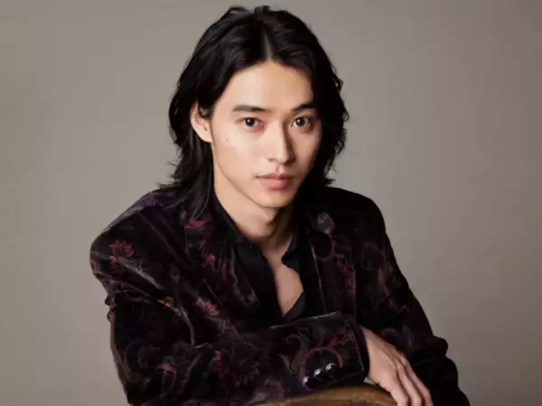 山崎賢人の出演作で「好きなドラマ」ランキング！ 『今際の国のアリス』に続く2位は？
