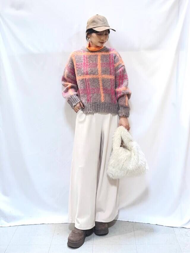 2026年の色「ハートフェルトピンク」、おすすめコーディネートや色づかいのコツは？