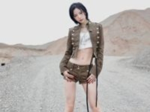 「スタイルどうなってるの」NiziU・マヤ、へそ出し圧巻スタイル披露「絞ったよね！ すんごいカッコいい」