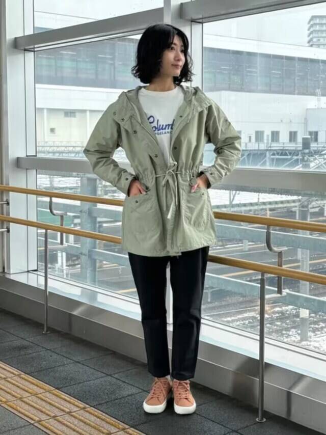 【大人の休日コーデ】アウトドアも街歩きもOK！「おしゃれパーカー」でつくるきれいめカジュアル3選