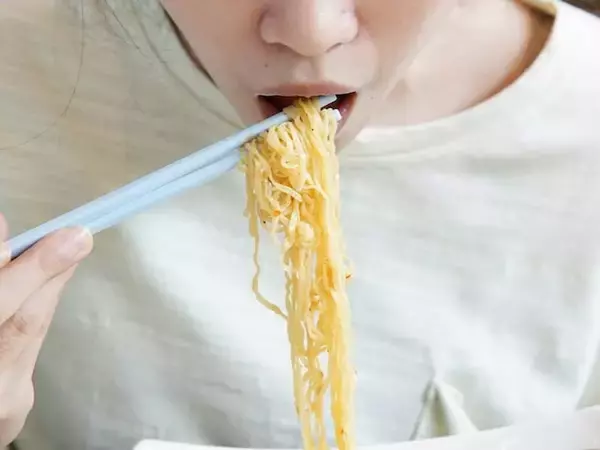 「育ちがいい人」は知っている！ “すすっていい麺”“ダメな麺”の見極め方【マナーの専門家が解説】