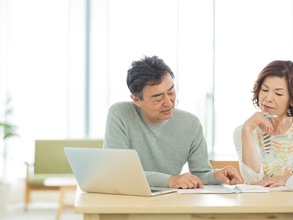 安心な老後を迎えるためには？ 年間収支を書き出し定年後の生活費を把握しよう！