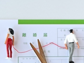 「私は浮気を許さない」妊娠中に不倫した夫と即離婚。以来13年、新たに築いた「意外な関係」