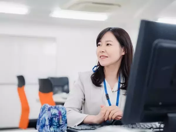 2025年冬ボーナスは減額予想も「定年まで続けるつもり」50代・事務職女性が明かす満足の理由