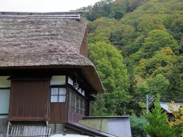 【山形県】タイムスリップしたような茅葺き屋根の旅館も。奥州三高湯のひとつ「白布温泉」の魅力とは？
