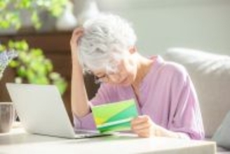 68歳女性一人暮らし「一軒家の修繕にかなりのお金がかかる」年金月23万円、老後の不満