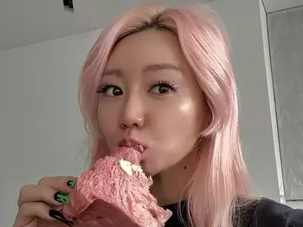 倖田來未、自宅？ でのラフなプライベートショット公開「生肉かと思った(爆)」「悪阻大丈夫ですか？」