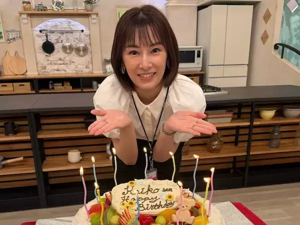 「40歳⁉ 見えない」北川景子、40歳のバースデーショットを披露！ 「憧れます」「なんてお美しい40歳」