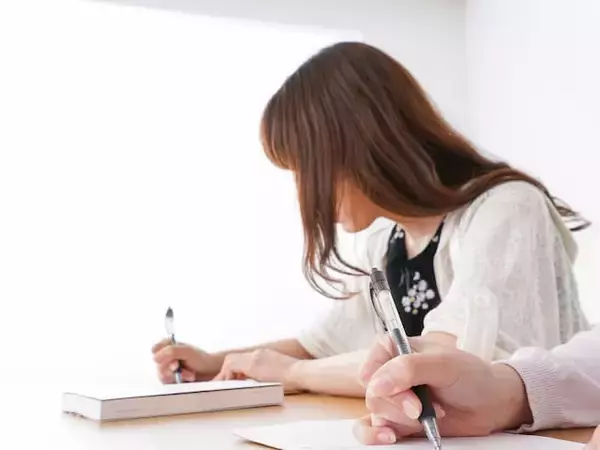 毎月1万5000円返済「借りてよかったかは分からない。結局、借金だけが残った」36歳女性の奨学金200万円