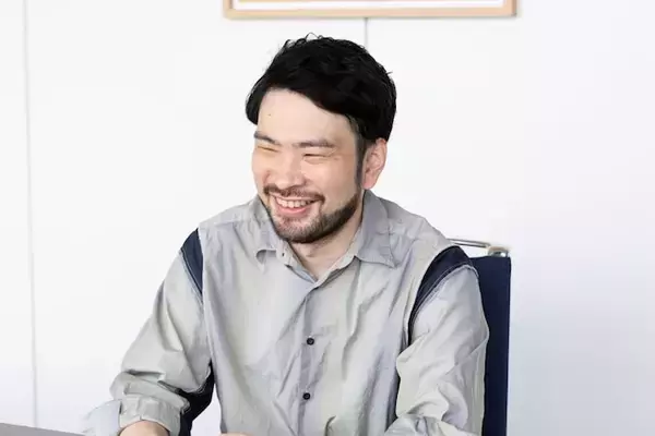 「「自称コミュ障」は実は優しい人。直木賞作家・小川哲が教える人間関係がラクになる視点」の画像