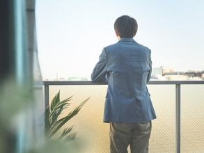 「半導体に乗り遅れた。次は量子銘柄だと思った」100万円を投資した42歳男性の失敗