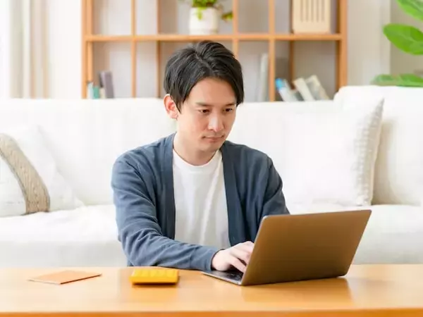 「「下落相場でも焦らない」定期預金に300万円置く37歳男性の資産配分」の画像