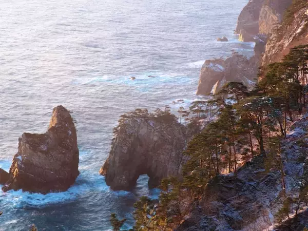 冬に行きたい「岩手県の穴場秘境」ランキング！ 2位「北山崎 断崖」を抑えた1位は？【2026年調査】