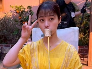 「バブみ全開」橋本環奈、焼きマシュマロにかぶりつく姿に「かわいすぎるー！」「非の打ち所の無い美しさ」