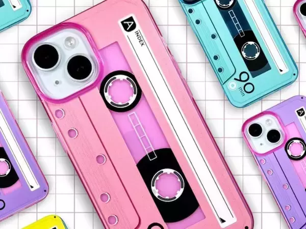 【ダイソー】「昭和生まれにはたまらない」レトロかわいいデザインのスマホケースに大反響！ 「これ絶対欲しいやーつ」