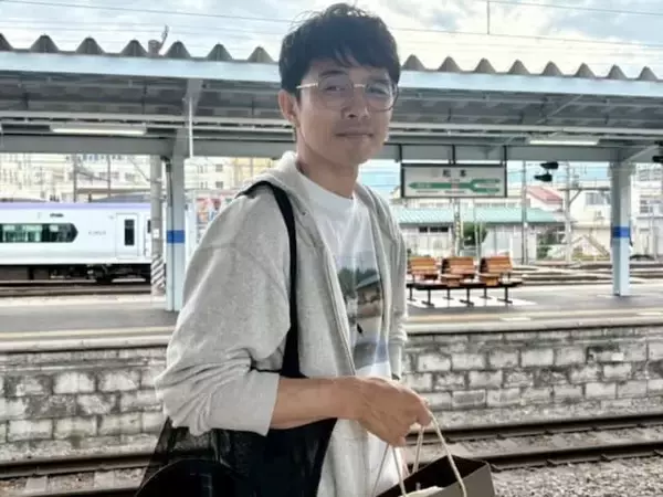 「3人ともイケオジ過ぎる」井ノ原快彦、地元の友人とのショットに反響！ 「坂本君？ってなった」
