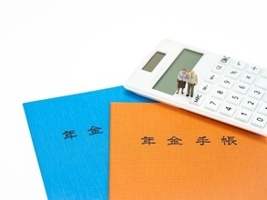 持病があり働けません。年金だけで暮らせない場合、どこに相談すればいいですか？