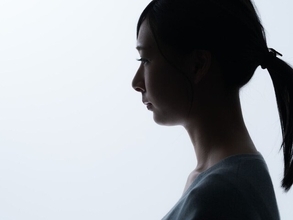 「会わないだけで節約になります」年収150万円・25歳女性が物価高で“距離を置いた”人間関係