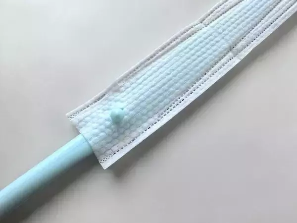「【ダイソー】梅雨のカビを未然に防ぐ！ 「エアコン掃除」を完結させる厳選2品」の画像