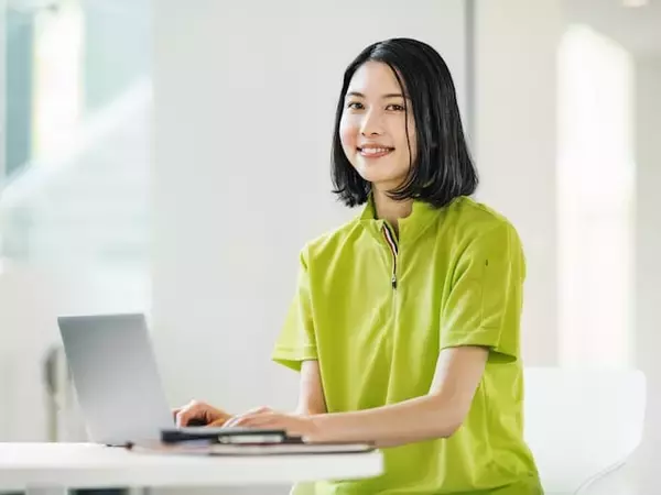 「特別支給の老齢厚生年金は年間約30万円といわれましたが、通知では「支給停止」となっていました……」の画像