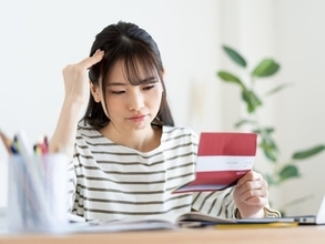 「食費を出してとは言えないのが現実」35歳女性、8人家族。実家敷地にマイホームを建てた二世帯暮らし