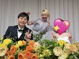 「「ガラケーの画質すぎる」エルフ荒川、先輩芸人の結婚式ショット公開「これは出して大丈夫なやつやな？！」」の画像1