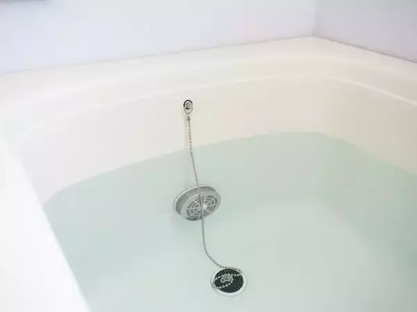 「しんどかった」39歳女性が“残り湯洗濯”をやめた理由「節約できている実感もなかったし、何より…」