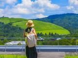 「確かに高いホテルや食事も思い出になるけど…物価高でも旅行を諦めない36歳女性が「価値」を感じること」の画像1