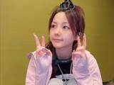「「高校生ですか？」田中れいな、オフのすっぴん？ カラオケ姿に反響！ 「すっぴん美女」「可愛い…！」」の画像1