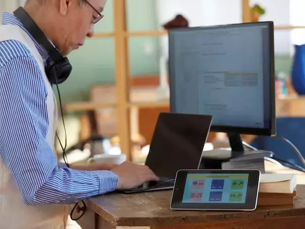 老齢基礎年金を受給中で、月収が62万円になります。老齢厚生年金はどれくらいもらえますか？