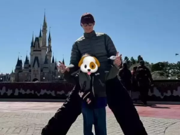 「リテラシー神」LDH所属メンバー、甥っ子とのディズニーショットに反響「こんな叔父さん最高すぎる」