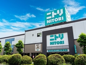 「めっちゃいい」ニトリの“つっぱりキッチンパネル”が話題。「他のとこにも使えそう」ワクワクの声