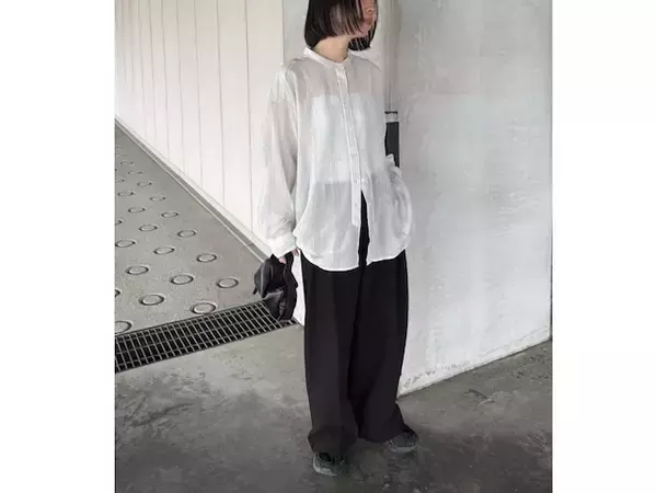 3990円→2990円で今が買い！【無印良品】品のよさが40代におすすめ！旬の「シアーシャツ」コーデ