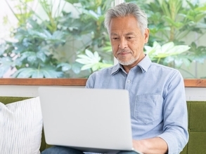 月の老齢年金約19万円「お金のことはAIに相談。やっと1人に慣れてきた」71歳男性のひとり暮らし