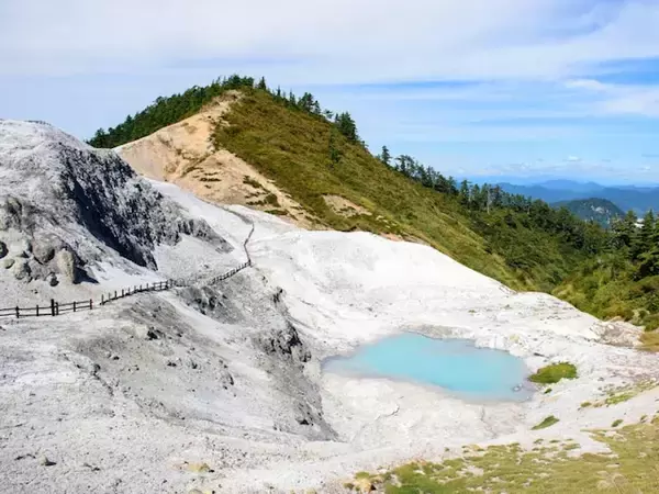 長期休みに行きたい「秋田県の穴場秘境」ランキング！ 2位「川原毛地獄湯の沢」、1位は？ 【2025年調査】