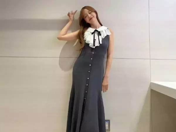 「ノースリーブワンピかわいい」森香澄、シックな衣装姿のオフショットに「なんでこんな美しいの？」の声