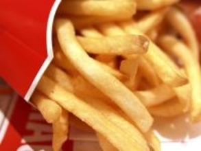 41歳女性が3年間手放さない株主優待銘柄「ポテトの大きいサイズも引き換え可能で、お得」