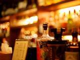 「妻にも承諾してもらって…32歳男性が物価高で“仕事の飲み会”を減らしても断らない「月に一度の誘い」」の画像1