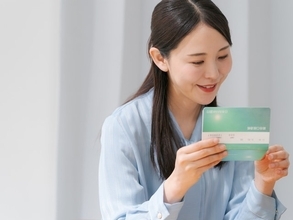「もう44歳ですが老後のことはあまり考えられずにいます」年収50万円女性の理想の現金割合