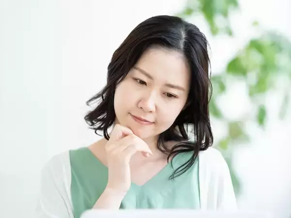 「私しか介護できない…」41歳フリーランス女性、年収450万円、札幌の実家暮らし。“お金が足りない”理由