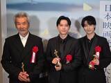 「「これは、歴史に残りますね」吉沢亮、2年連続受賞のイケメンショット公開「本当凄い」「感激しました」」の画像1