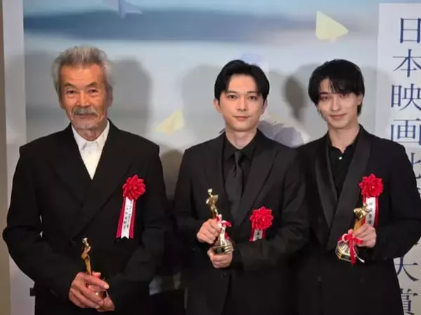 「これは、歴史に残りますね」吉沢亮、2年連続受賞のイケメンショット公開「本当凄い」「感激しました」