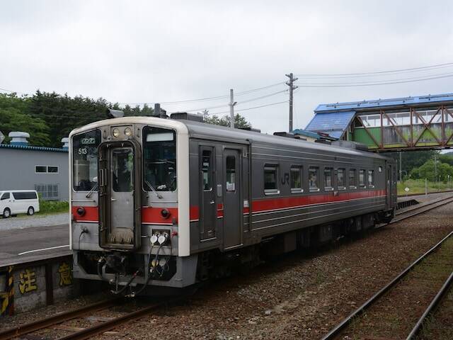 「青春18きっぷ」販売激減の裏に何が？ 連続利用の厳格化だけではない「本当の理由」