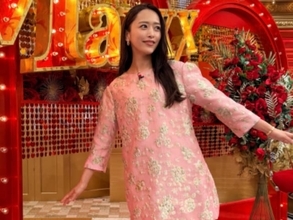 「スタイル同じ人間だとは思えない」近藤千尋、ミニ丈から美脚披露！ 「相変わらず美脚が過ぎる」