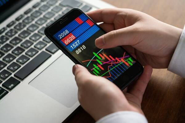 コロナショック前後で貯金が増えたのは世帯年収 400万円以下 1000万円以上 コロナ禍における金融の価値観調査 21年7月27日 エキサイトニュース