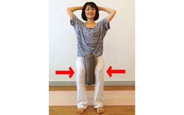 みるみる 太もも が細くなる 座ったまま骨盤ダイエットでたるみスッキリ 21年9月13日 エキサイトニュース