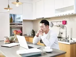金持ちだとオシャレに見えて 貧乏だと安っぽく見えるものは何ですか 回答いろいろ 19年6月2日 エキサイトニュース