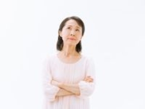 年金を繰り下げ中。収入を抑えながら働きたいのですが厚生年金に加入せず働くメリット・デメリットは？